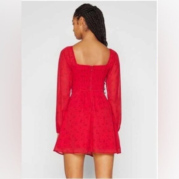 Hollister - Ladies, Ruched Sweetheart Dress - Red. Size: S. NWT. - Picture 6 of 7
